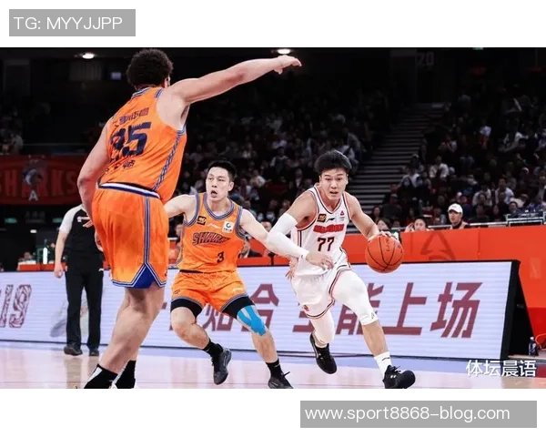 黄荣奇重返南京同曦与贝帅再度携手签下为期一年的C类合同